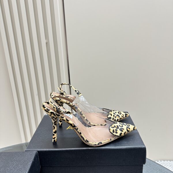 LE CŒUR SLINGBACKS IN PATENT LAMBSKIN