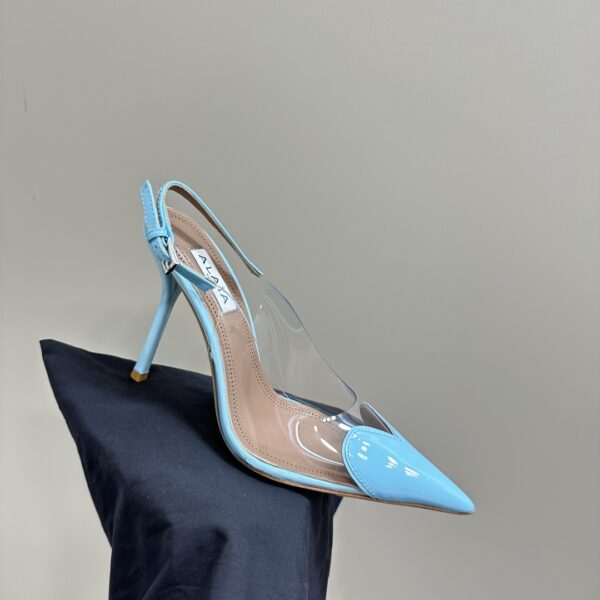 LE CŒUR SLINGBACKS IN PATENT LAMBSKIN