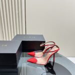 LE CŒUR PUMPS IN PATENT CALFSKIN