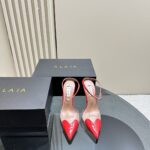 LE CŒUR PUMPS IN PATENT CALFSKIN