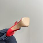 LE CŒUR PUMPS IN PATENT CALFSKIN