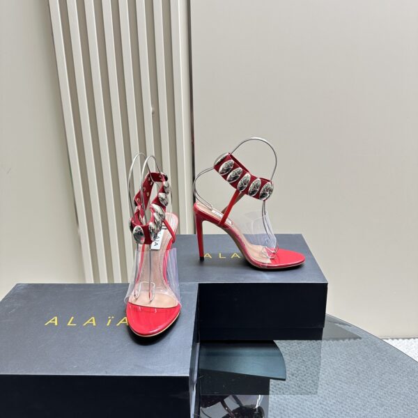 TRIBALE SANDALS IN CALFSKIN