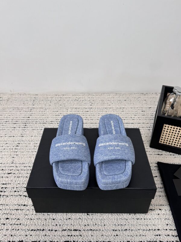 Trompe-l'oeil Denim Goatskin Float Slide