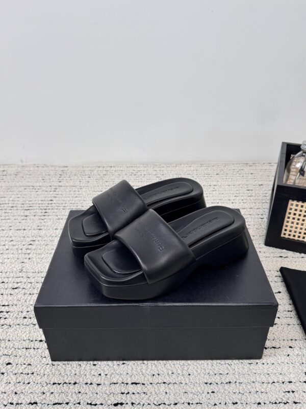 Trompe-l'oeil Denim Goatskin Float Slide