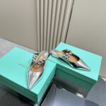 Flat Mules With Pearl