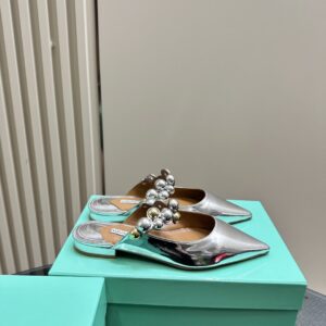 Flat Mules With Pearl