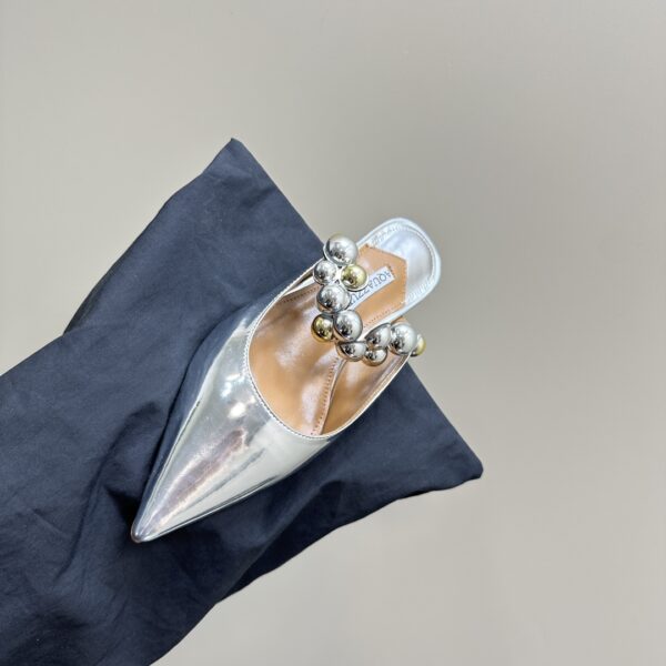 Flat Mules With Pearl