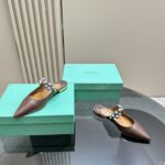 Flat Mules With Pearl
