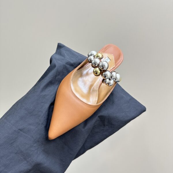 Flat Mules With Pearl