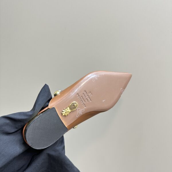 Flat Mules With Pearl