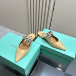 Flat Mules With Pearl