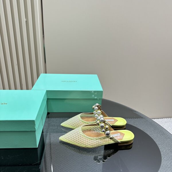 Flat Mules With Pearl