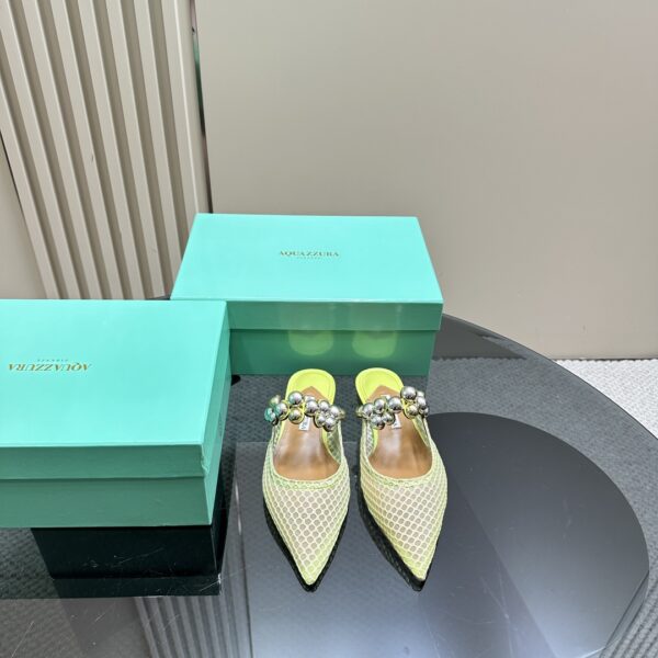 Flat Mules With Pearl