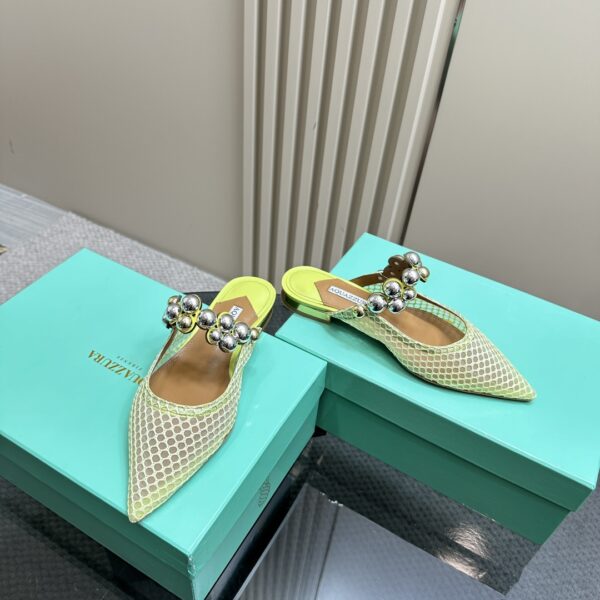 Flat Mules With Pearl