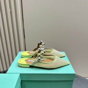 Flat Mules With Pearl