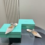 Flat Mules With Pearl