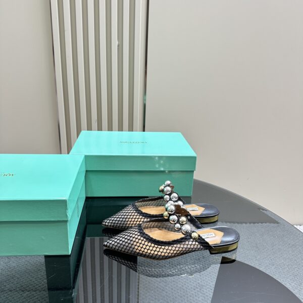 Flat Mules With Pearl