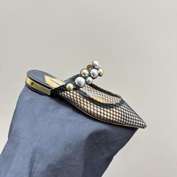 Flat Mules With Pearl