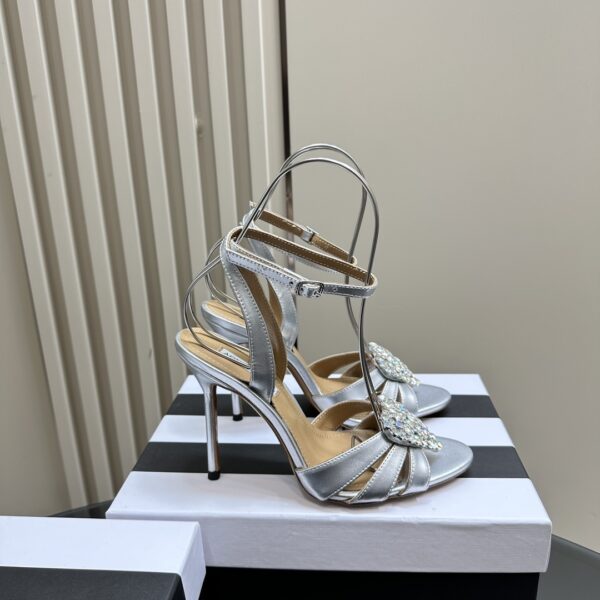 Love Me Sandal 100