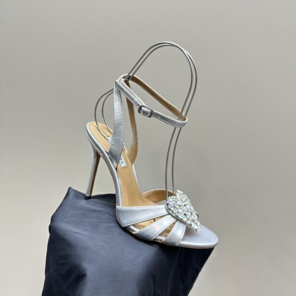 Love Me Sandal 100