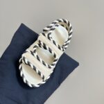 Jack Flat Sandal