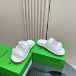 Jack Flat Mule