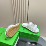 Jack Flat Mule