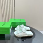 Jack Flat Mule