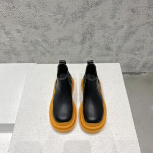 Tire Ankle Chelsea Boot