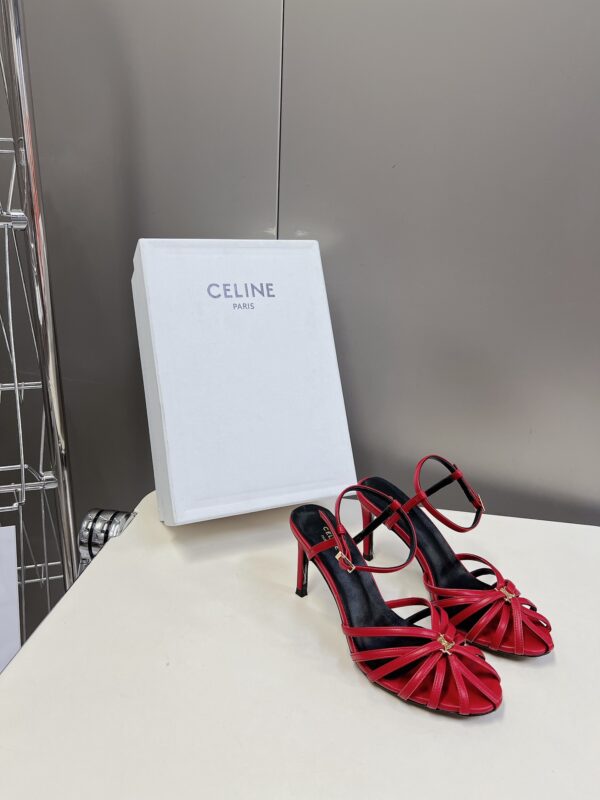 CELINE TRIOMPHE SANDAL IN LAMBSKIN