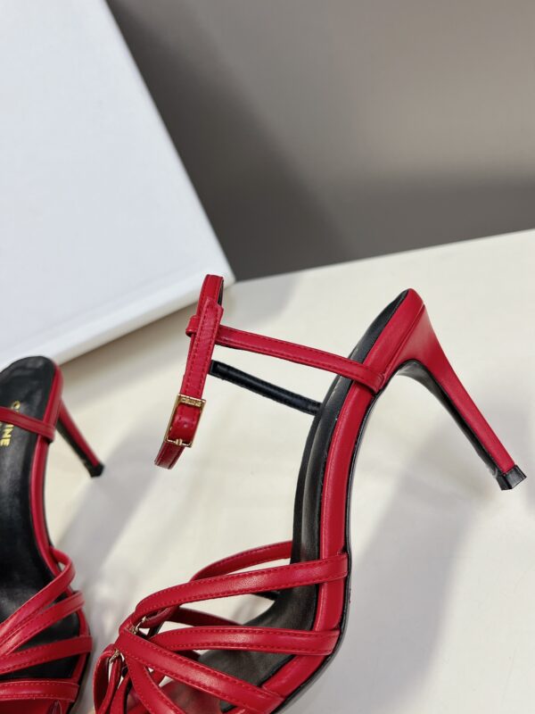 CELINE TRIOMPHE SANDAL IN LAMBSKIN