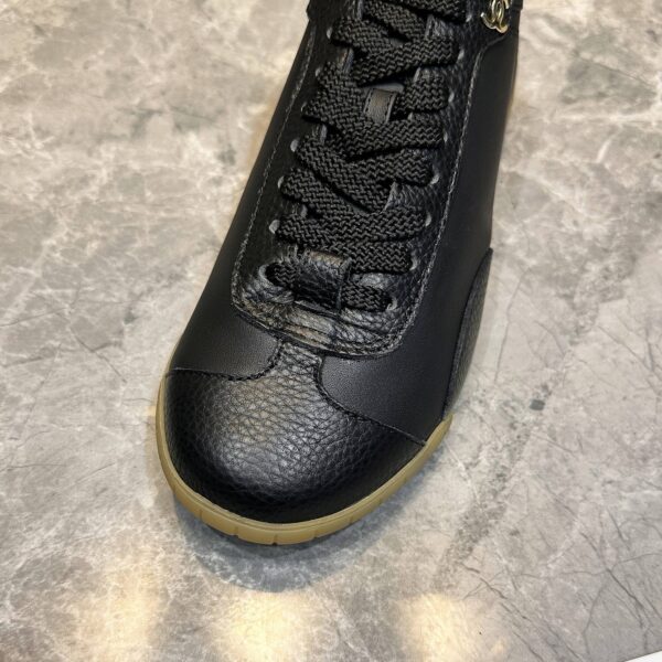Chanel Sneaker