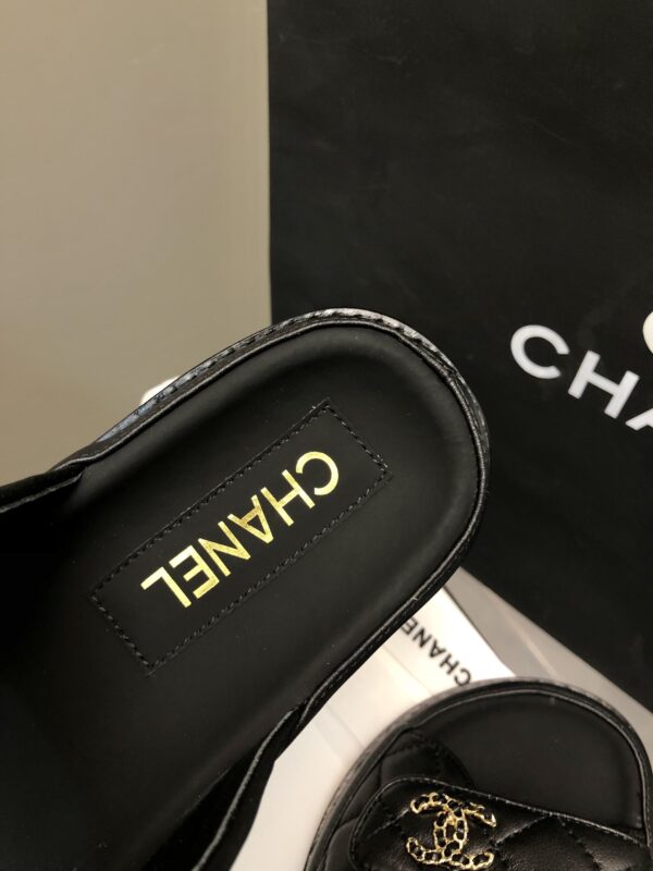 Velcro Slippers