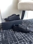 Embroidered Canvas Shoes