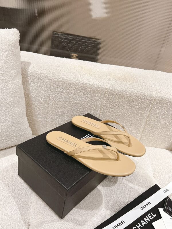 Sheepskin Flip Flops