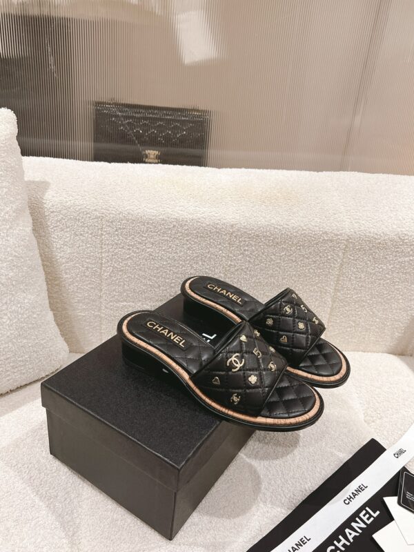 Chain Slippers