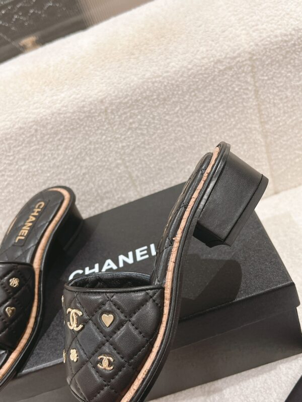 Chain Slippers