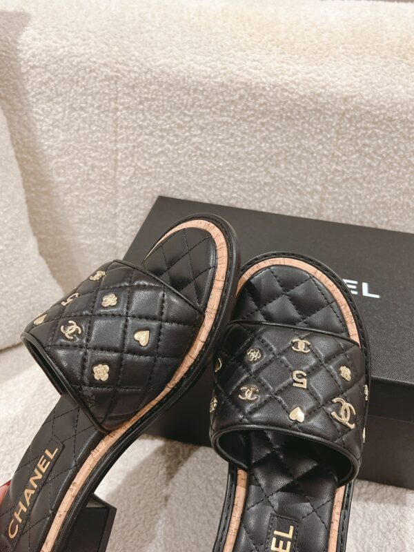Chain Slippers