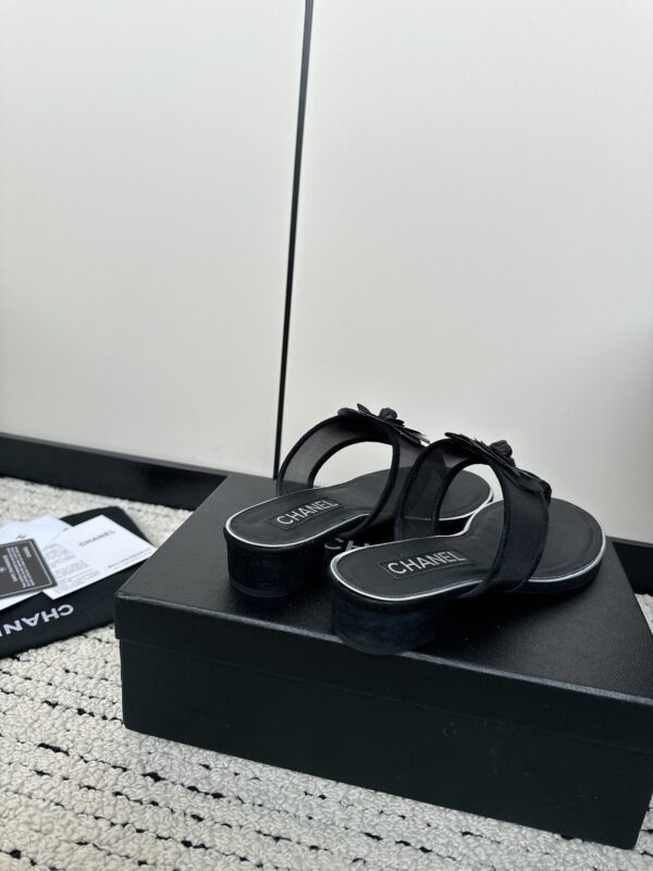 Camellia Flip Flops