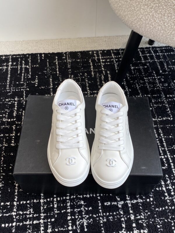 Chanel Sneaker