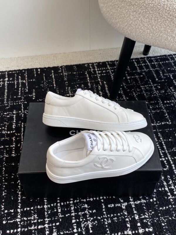 Chanel Sneaker