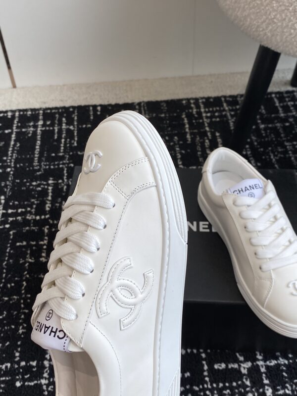 Chanel Sneaker