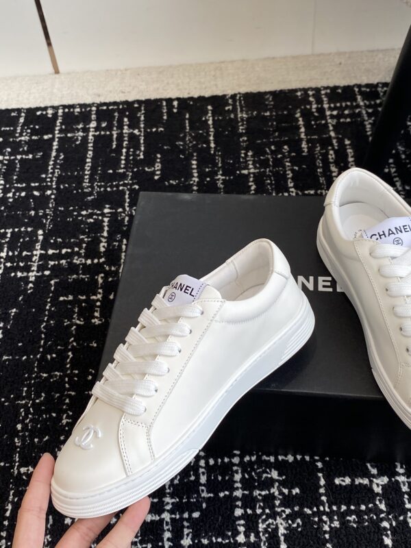 Chanel Sneaker