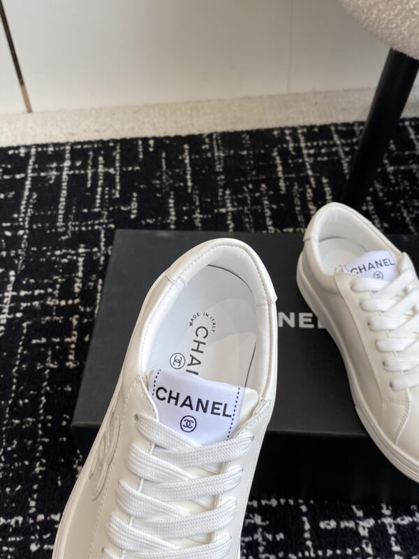 Chanel Sneaker