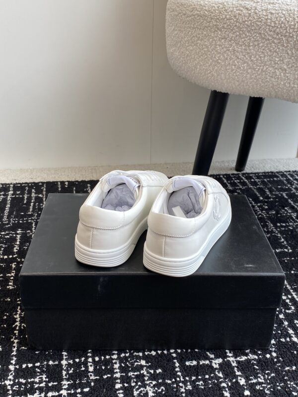 Chanel Sneaker