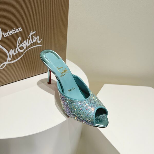Christian Louboutin - Me Dolly