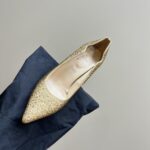 Christian Louboutin - Hot Chick