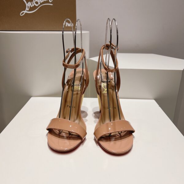 Christian Louboutin - Loubigirl