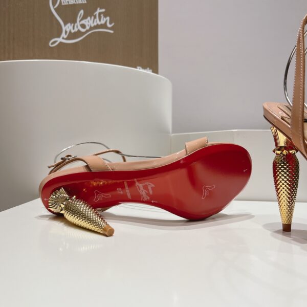 Christian Louboutin - Loubigirl