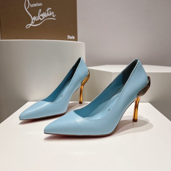 Christian Louboutin - Sporty Kate